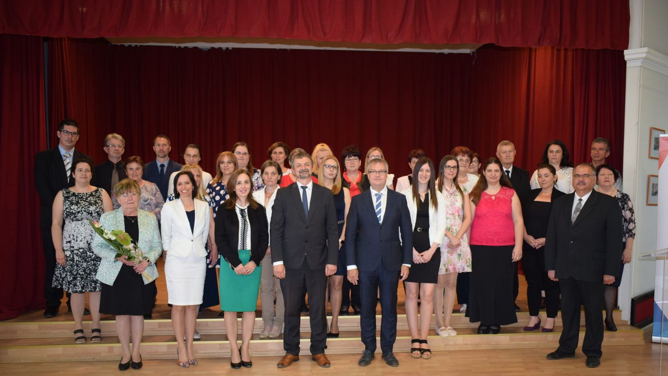 A kiemelkedő munkát ismerték el a pedagógusnapi ünnepségen