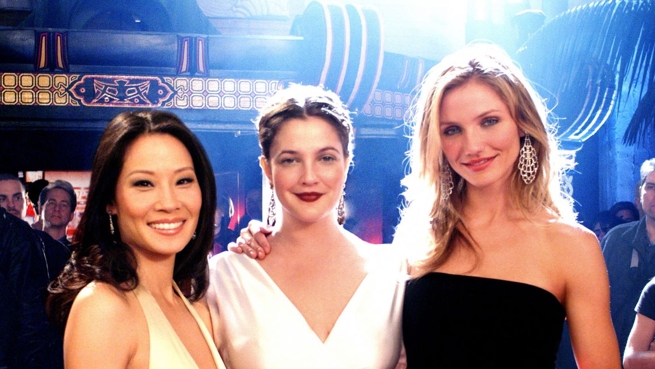 Cameron Diaz hologramként vendégeskedett Drew Barrymore műsorában