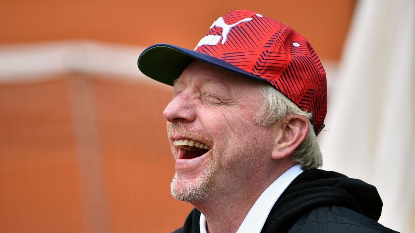 Túl fiatalnak nézték, nem vehetett sört Boris Becker