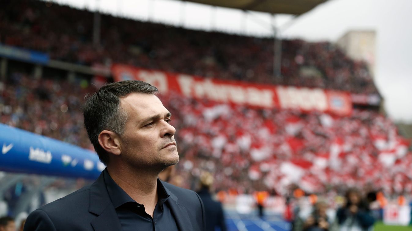 Sagnol szerint csak irigykedhetnek a németekre