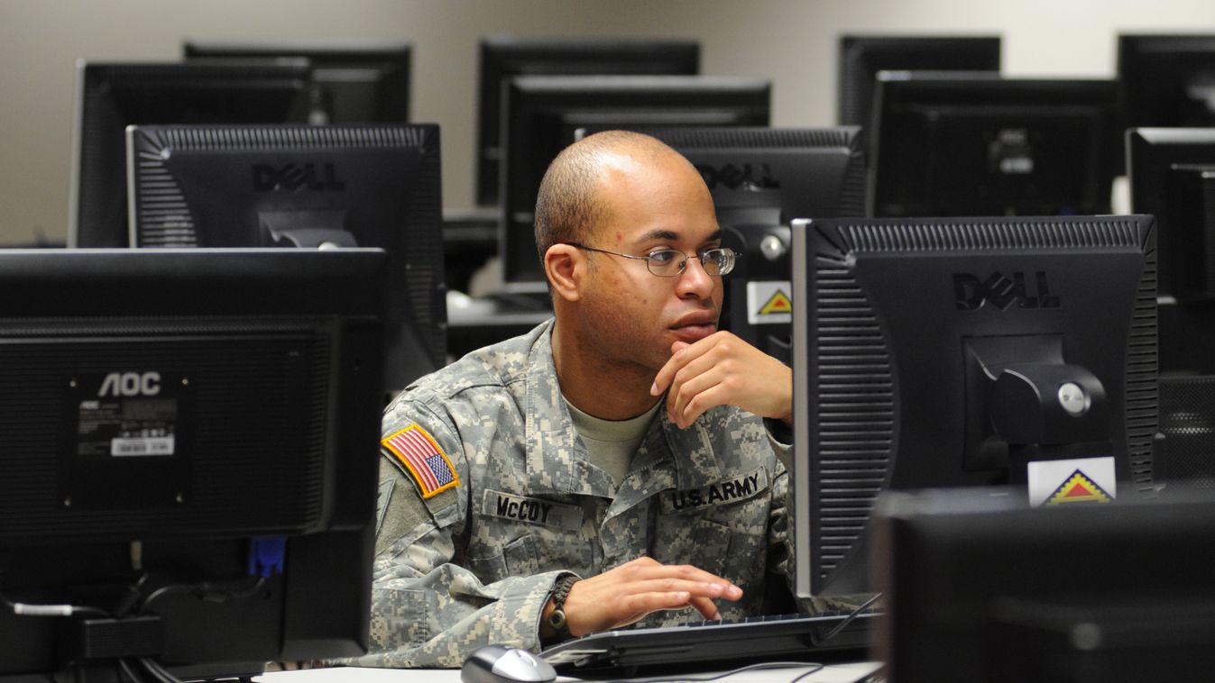 A Microsoft nyerte a Pentagon 10 milliárd dolláros informatikai pályázatát