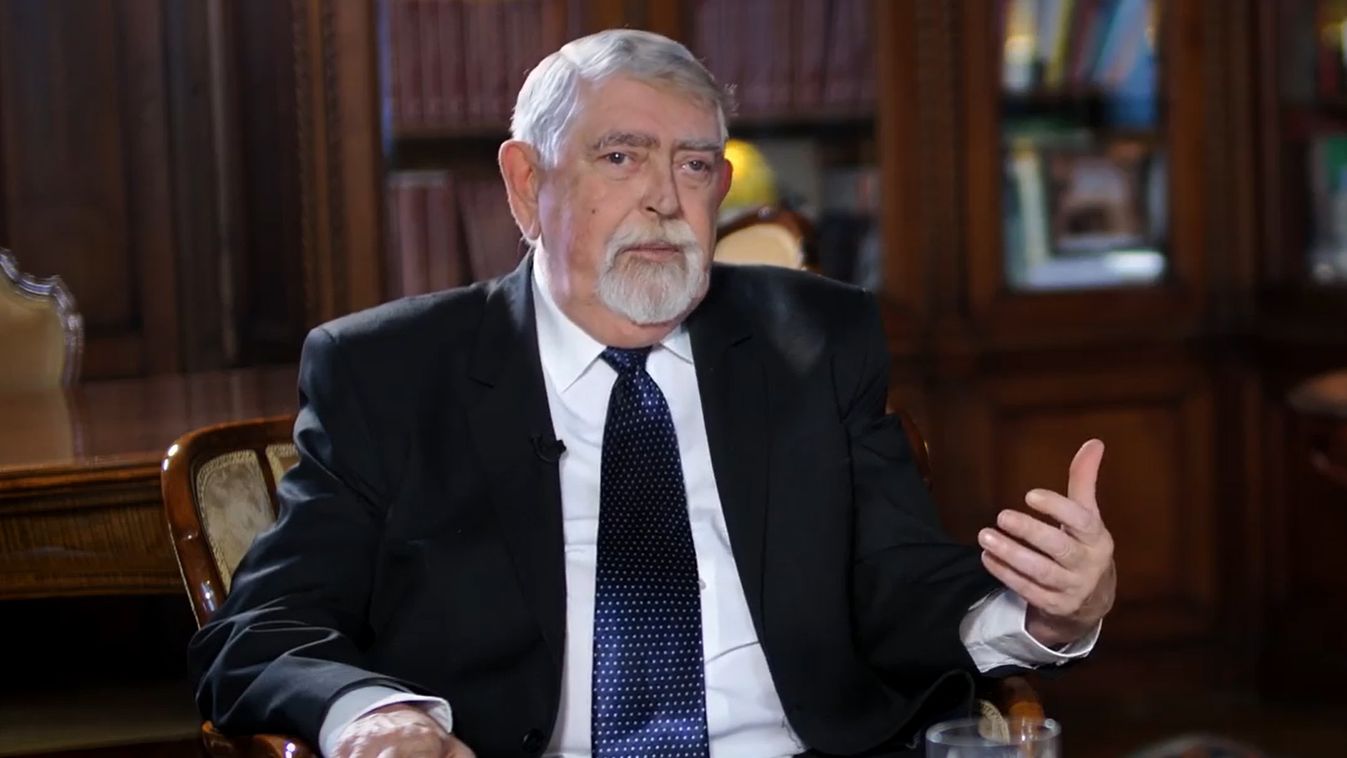 Kásler Miklós: csak az oltás véd az omikron ellen (videó)