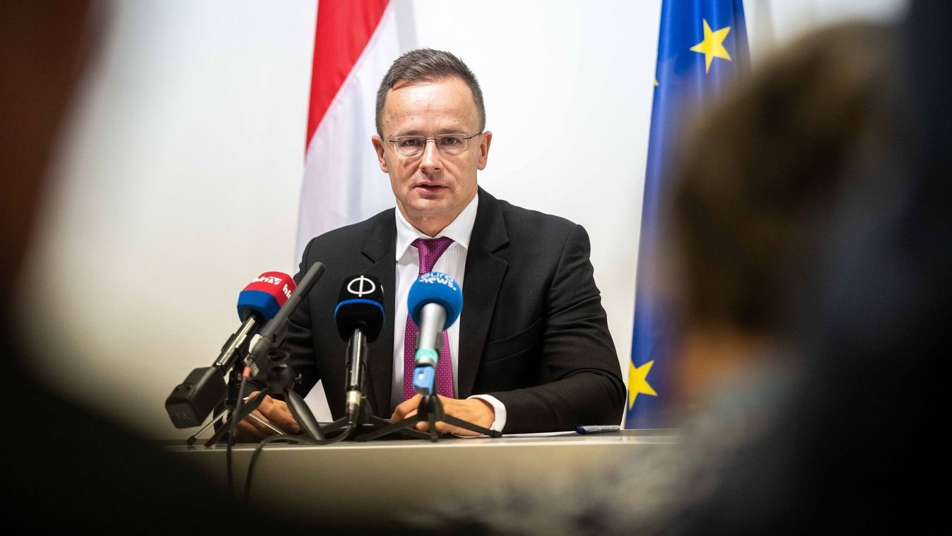 Szijjártó: gyármentő programot indít a kormány (videó)