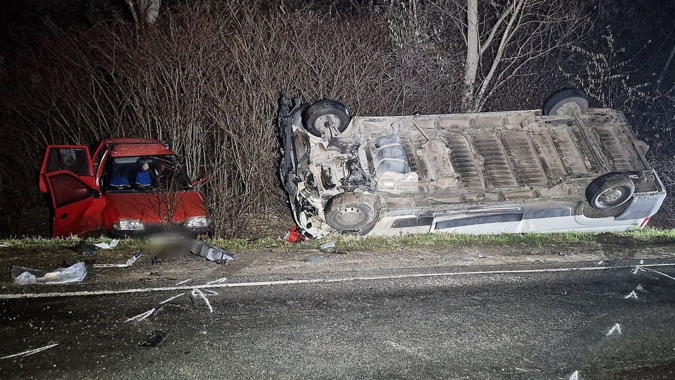 Borzasztó baleset Kecskemétnél: egy csecsemő is súlyosan megsérült