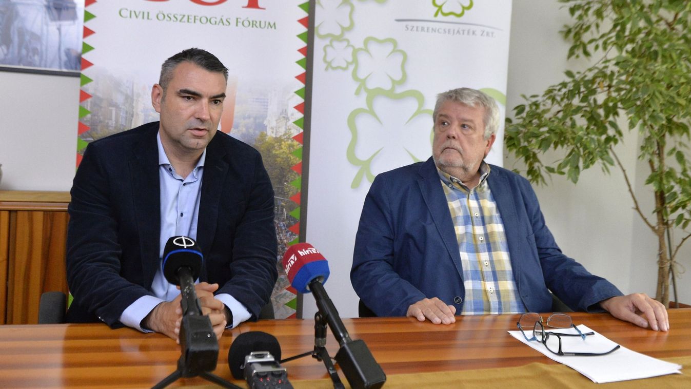 CÖF–CÖKA: milliókat kapnak külföldről az Átlátszó újságírói
