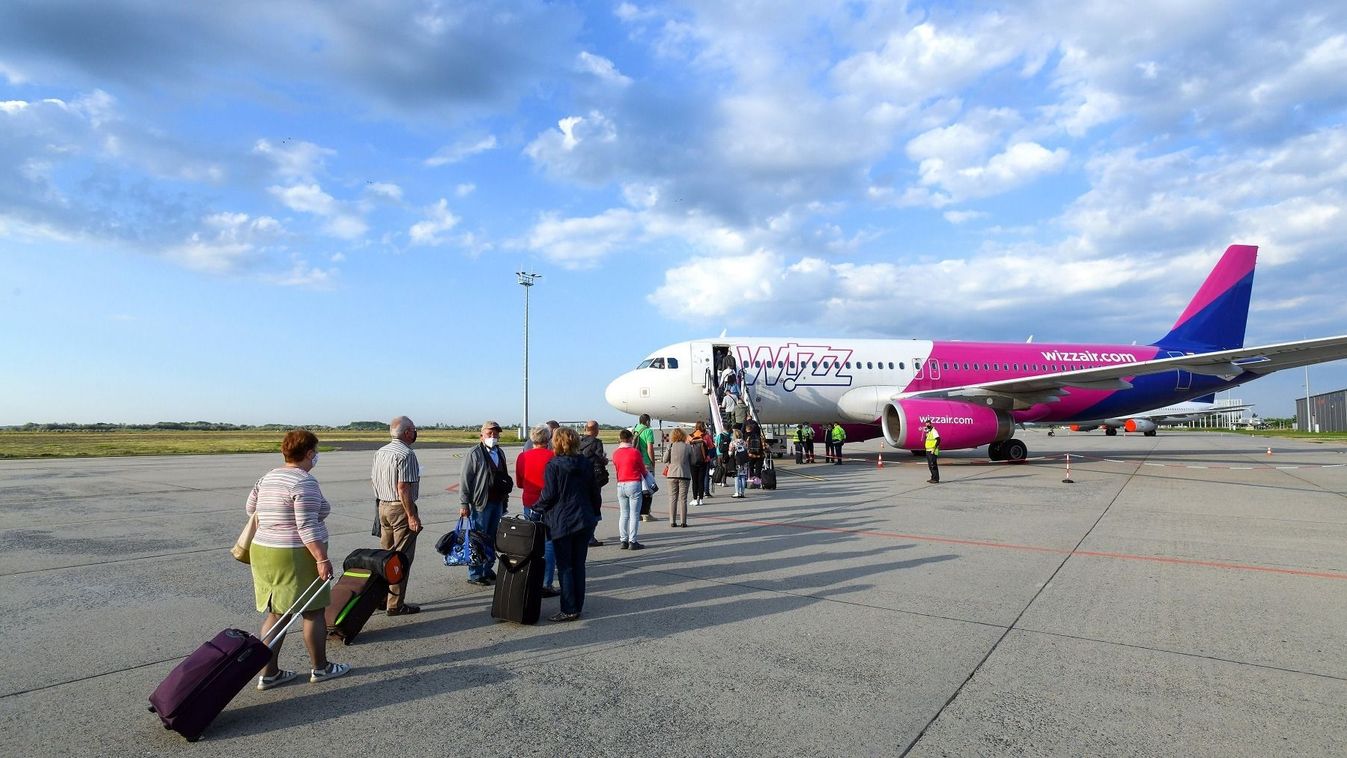 A GVH vizsgálatot indított a Wizz Air jegyértékesítési gyakorlata miatt