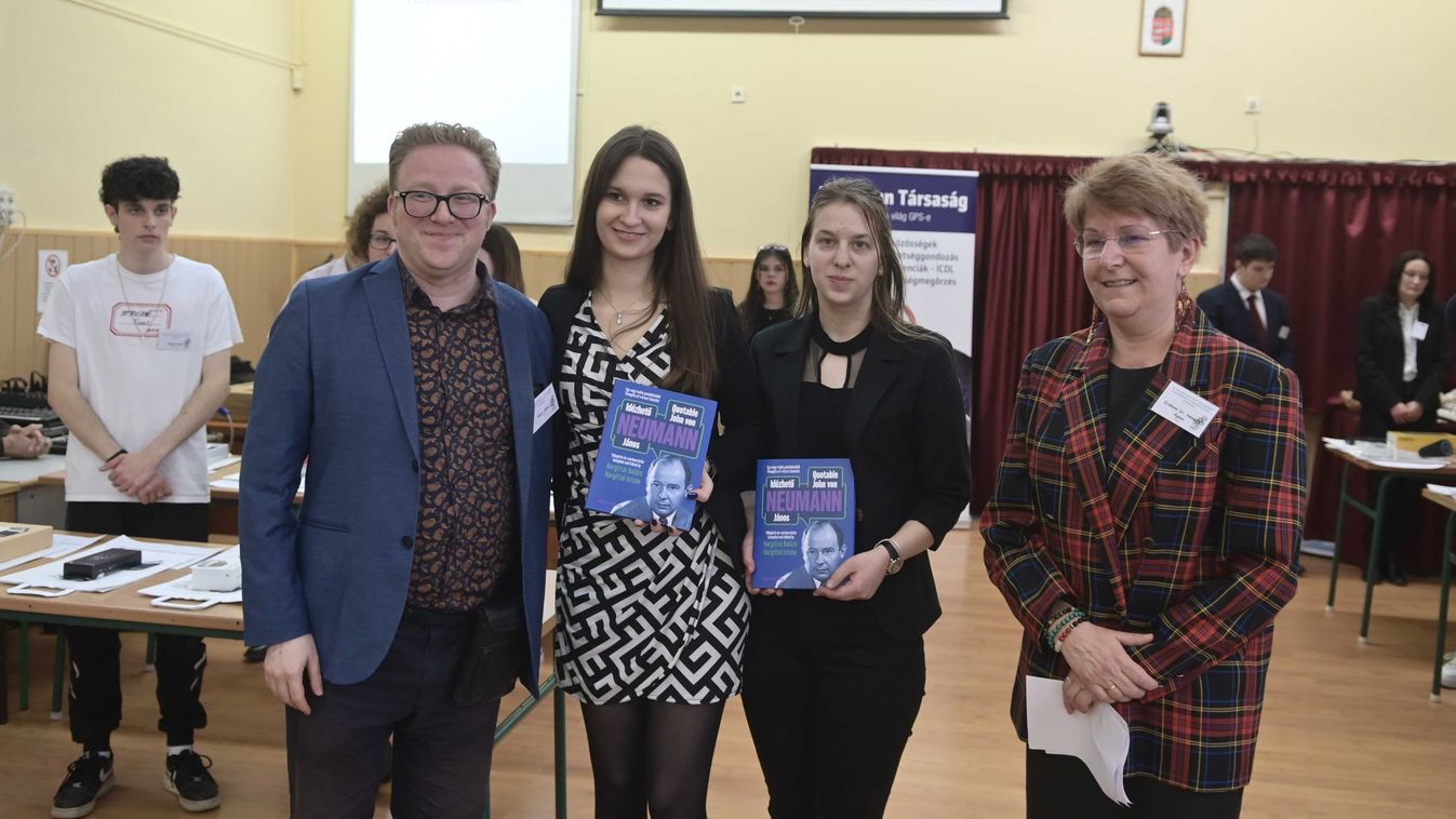 A jövő informatikusai mérték össze tehetségüket Szekszárdon