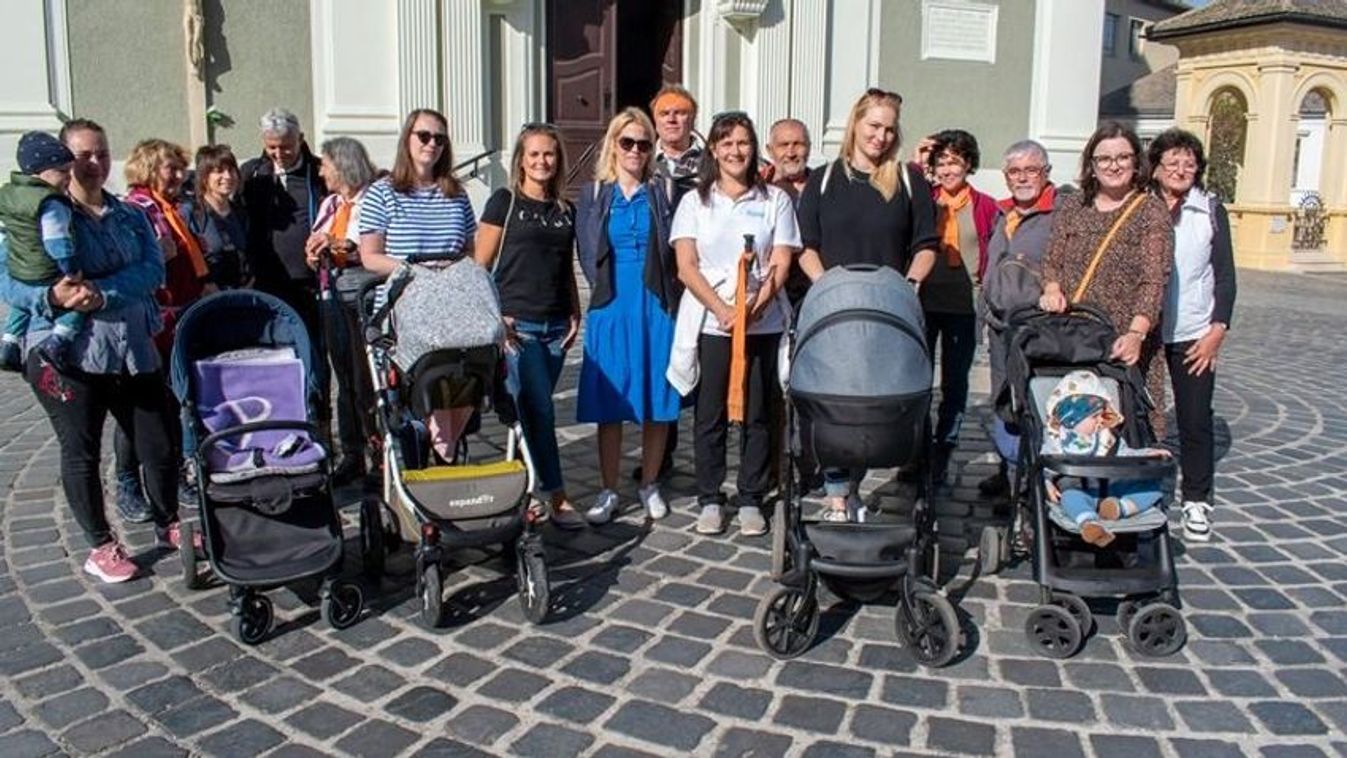A Magyar Zarándokúthoz csatlakoztak a bajai nagycsaládosok
