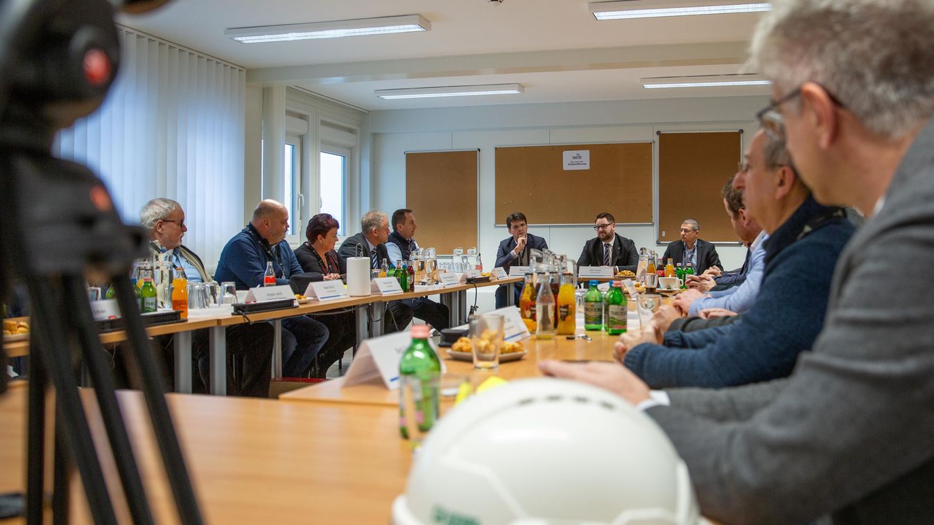 Átfogó tájékoztatást kapott a TEIT delegációja