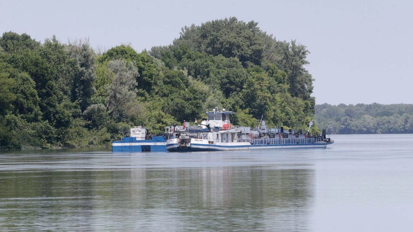 Kimentette a Dunából a fuldokló nőt az ács Pakson