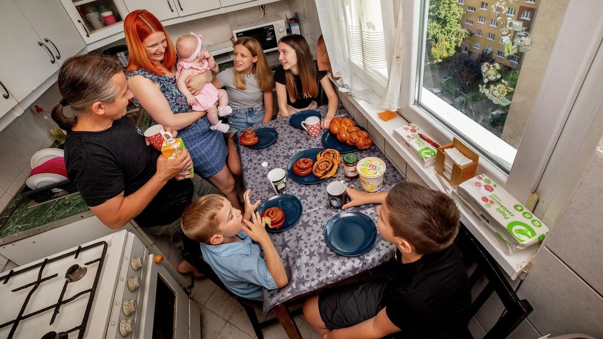 Nem mindig a sok pénz jelenti a boldogságot, erőt ad a nagy család