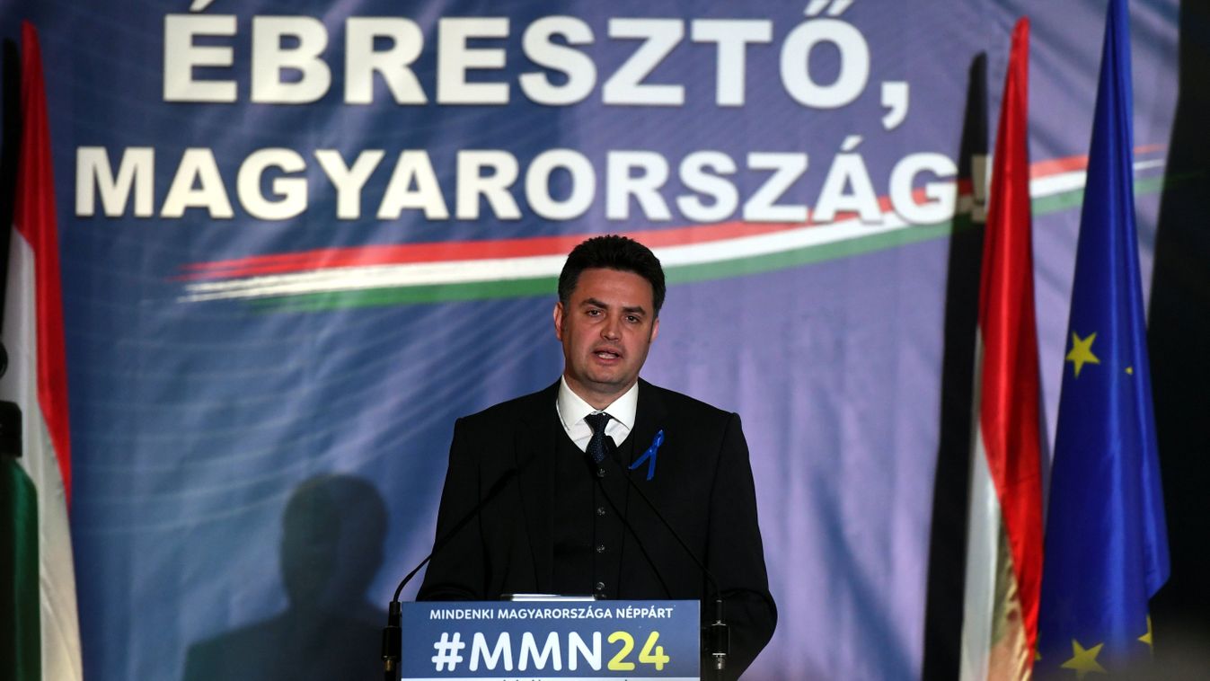 Márki-Zay Péter mozgalmánál tartott házkutatást a NAV