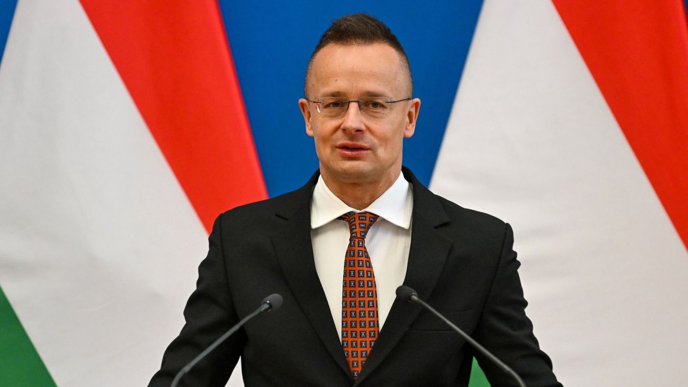 Szijjártó: Magyarország számára soha nem kérdés a segítségnyújtás, ha egy szomszédja bajba kerül (videó)