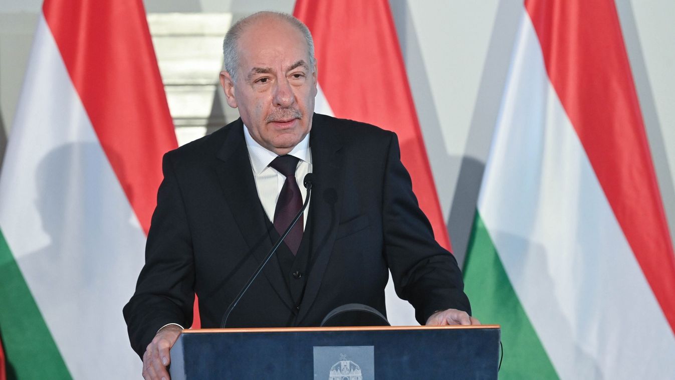 Kiáll Sulyok Tamás mellett a Magyar Ügyvédi Kamara