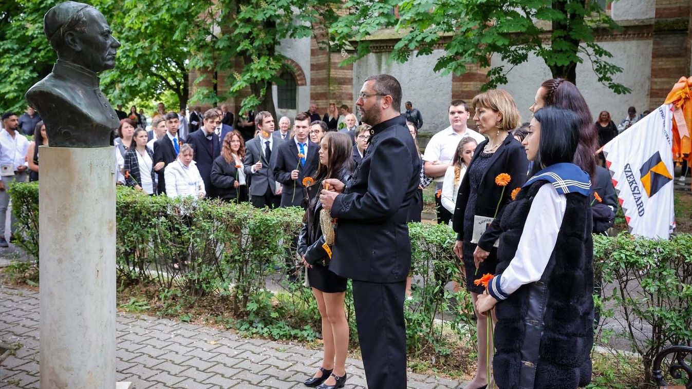 Elballagtak a diákok a szekszárdi Kolping Iskolából