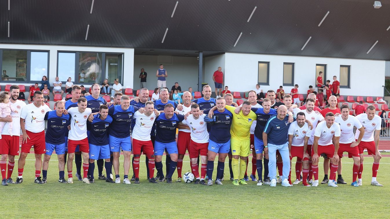 Dárdai Pál és barátai futballoztak a Bonyhád VLC családi napján (képgalériával)