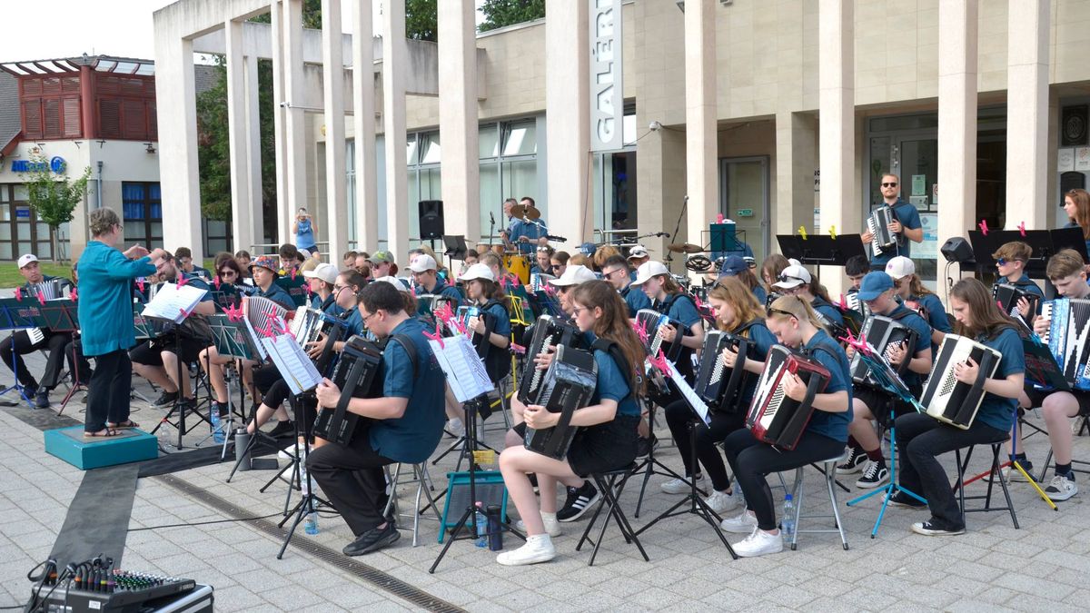 Az Urban Accordion Orchestra harmonika együttes adott koncertet Dombóváron, a Múzeumok Éjszakáján