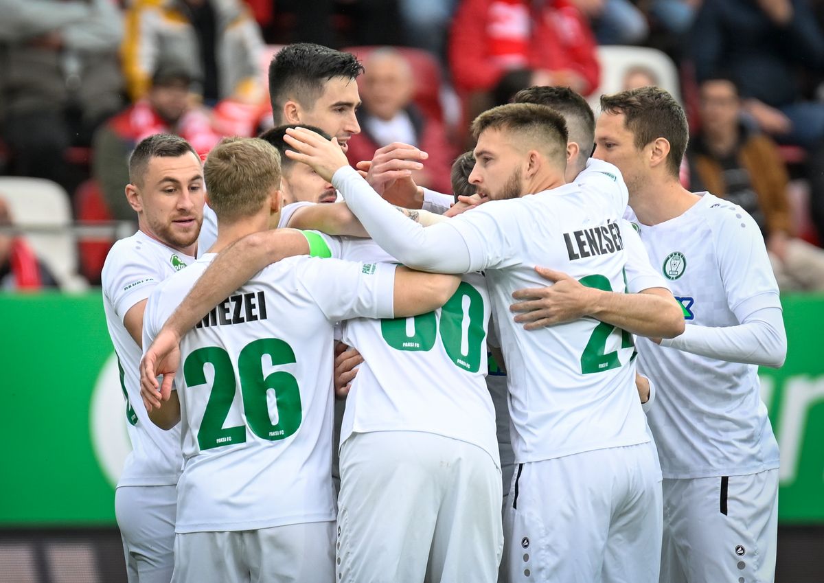 A Paksi FC játékosai minél többször szeretnének örülni az OTP Bank Liga első két fordulójában