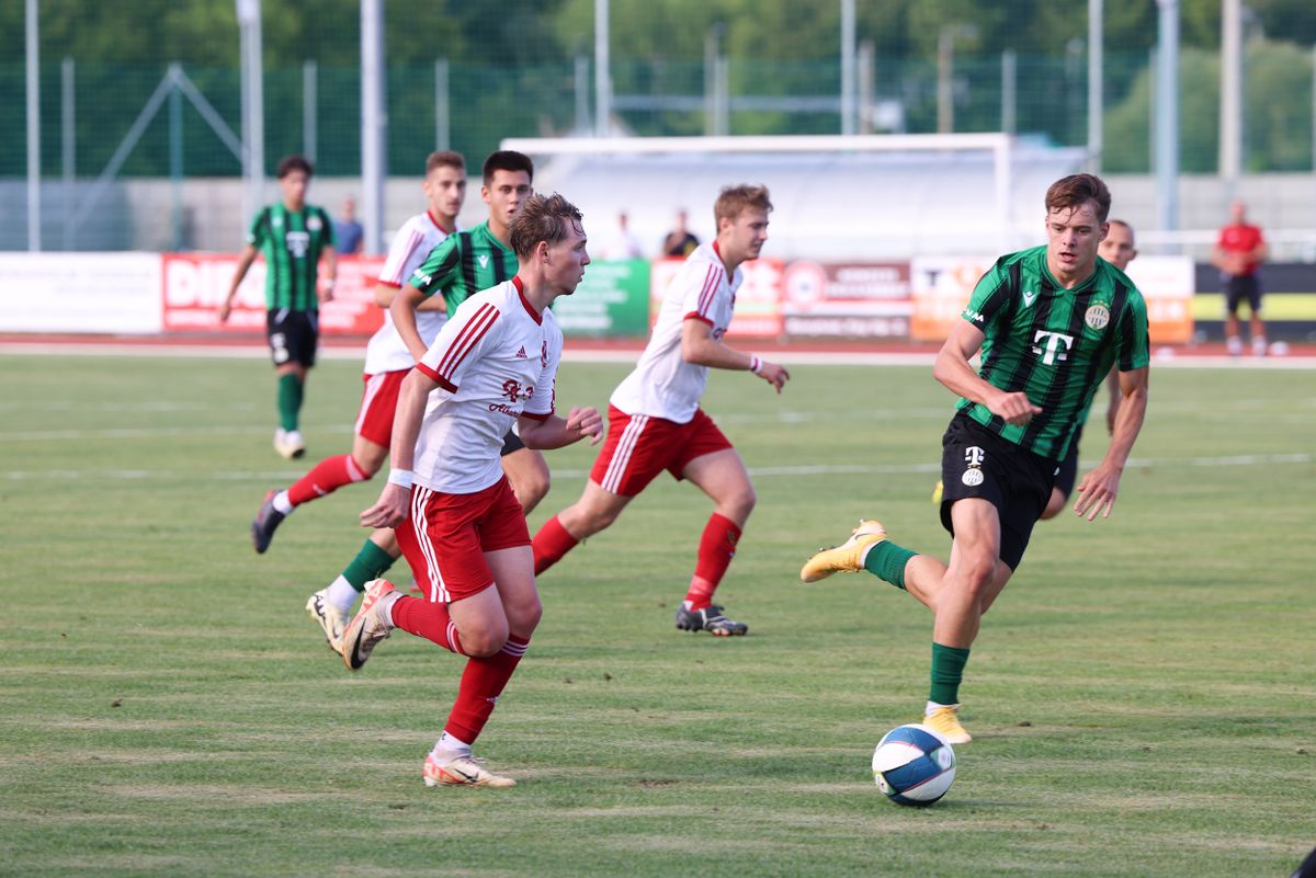 Kugler Kristóf húzza meg a szélen a Bonyhád és a Ferencváros szerdai bajnokiján