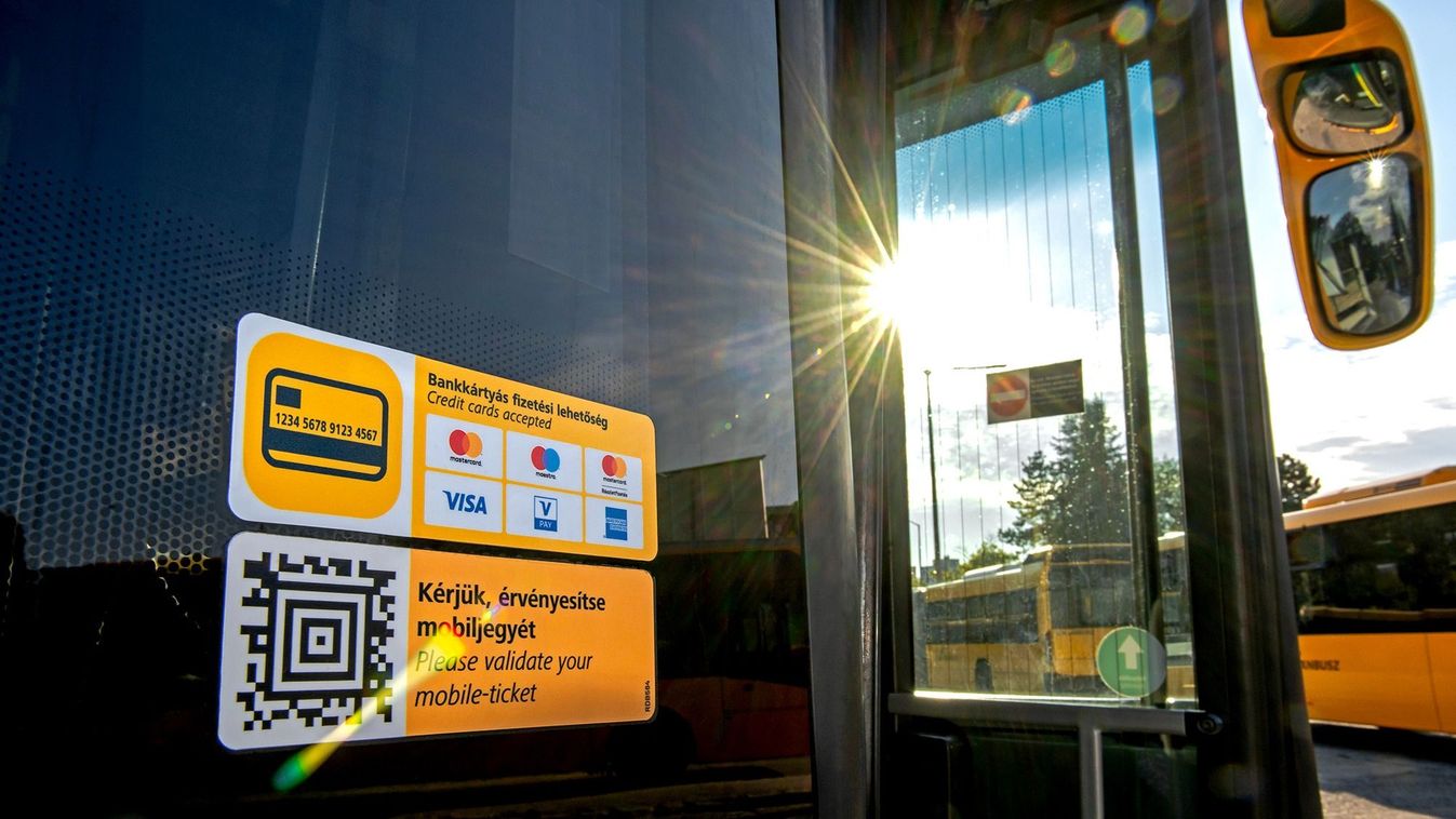 Bankkártyával is fizethetünk a buszokon