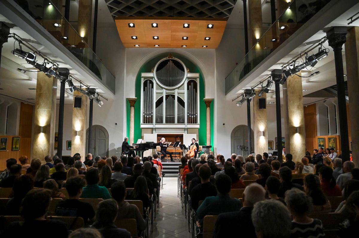 Hetekkel az esemény előtt elfogyott az össze jegy a Liszt Ferenc Zeneiskola tanárainak koncertjére