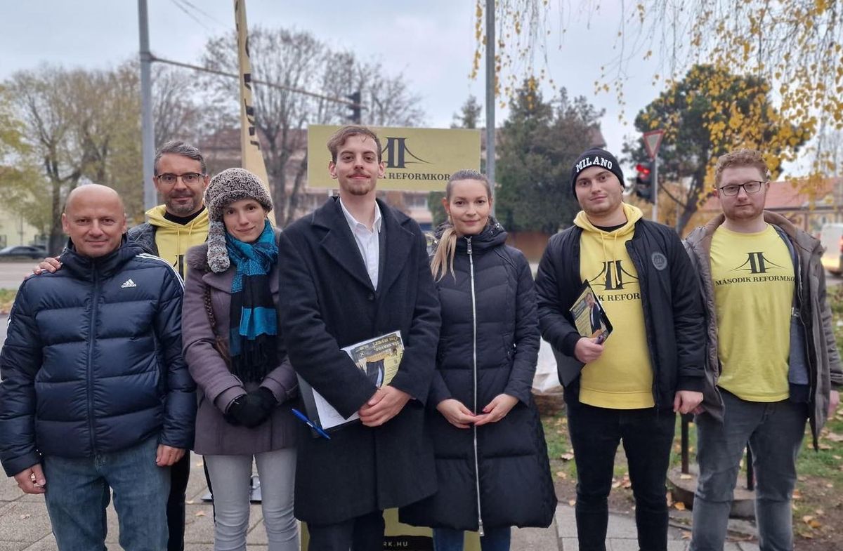 Ágoston Pál, a Második Reformkor jelöltje is leadta ajánlásait