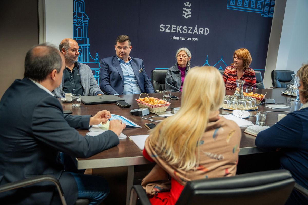 Szekszárdra érkező pénzek felhasználásáról egyeztetett a Berlinger Attila polgármester és Zsikó Zoltán, a Tolna Vármegyei Önkormányzat alelnöke