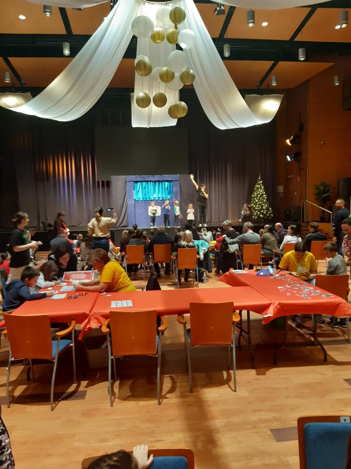 A gyerekek nagyon élvezték a programokat