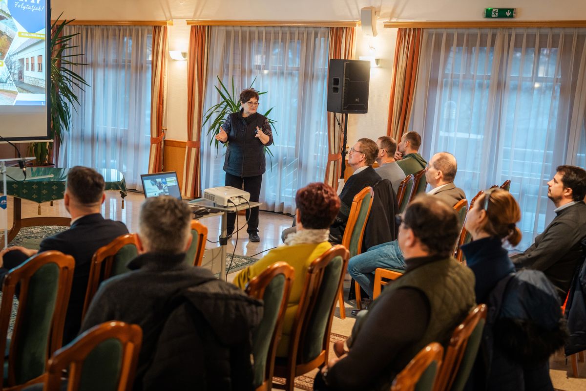 Filóné Ferencz Ibolya arról beszélt, hogy a fejlesztések Bonyhád lakóinak komfortját javítják