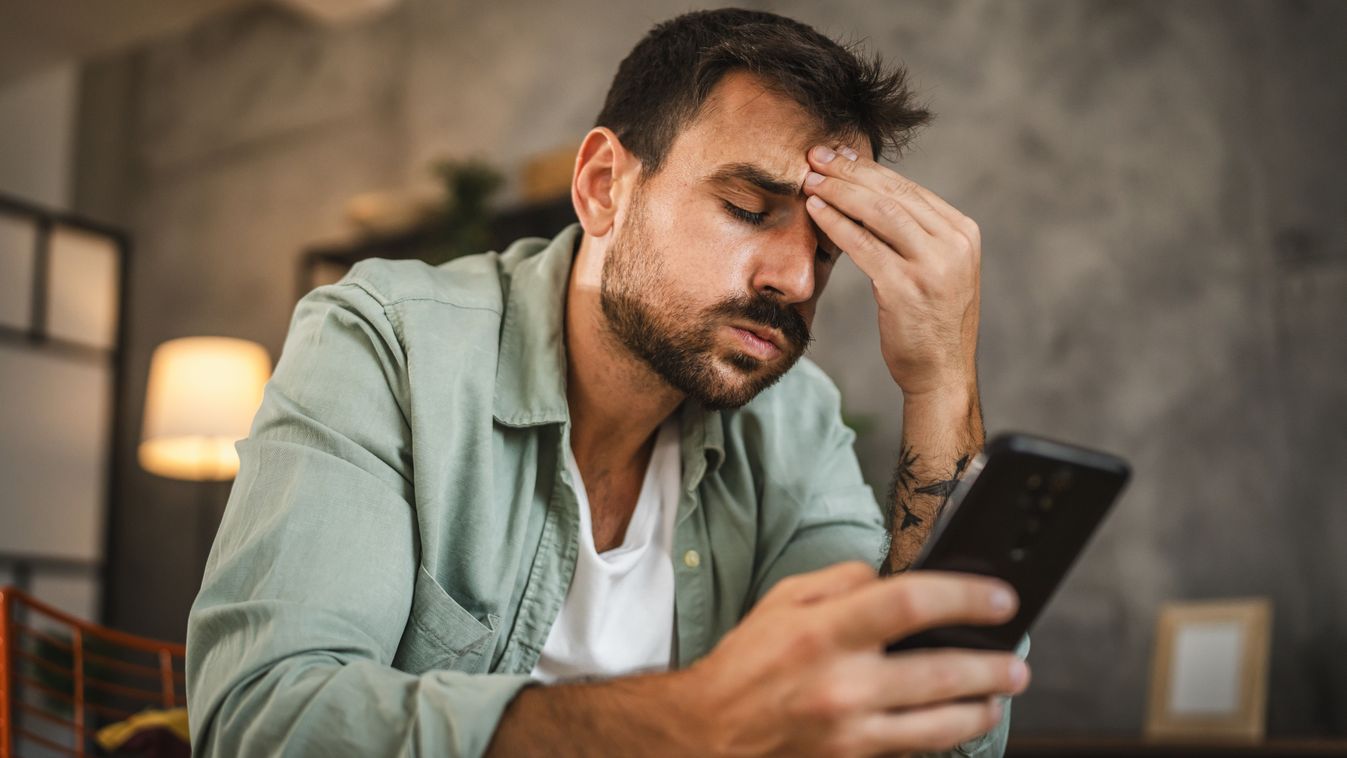 Ügyfélkapus csalás: már SMS-ben is támadnak a csalók