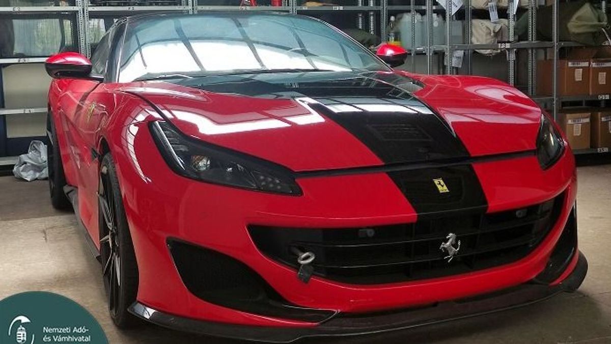 Hatszáz lóerős Ferrari is került már a NAV árverési listájára