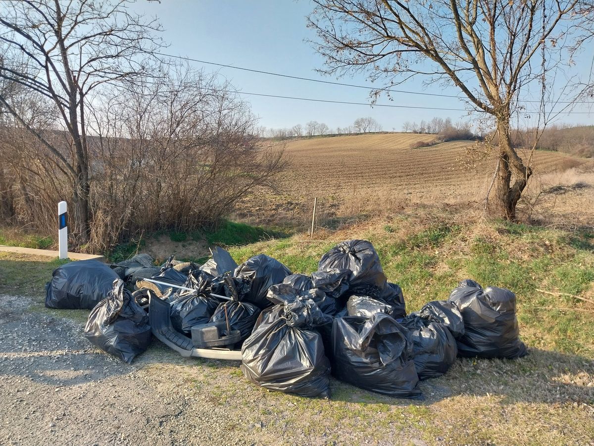 Idén is több zsák szemét gyűlt össze