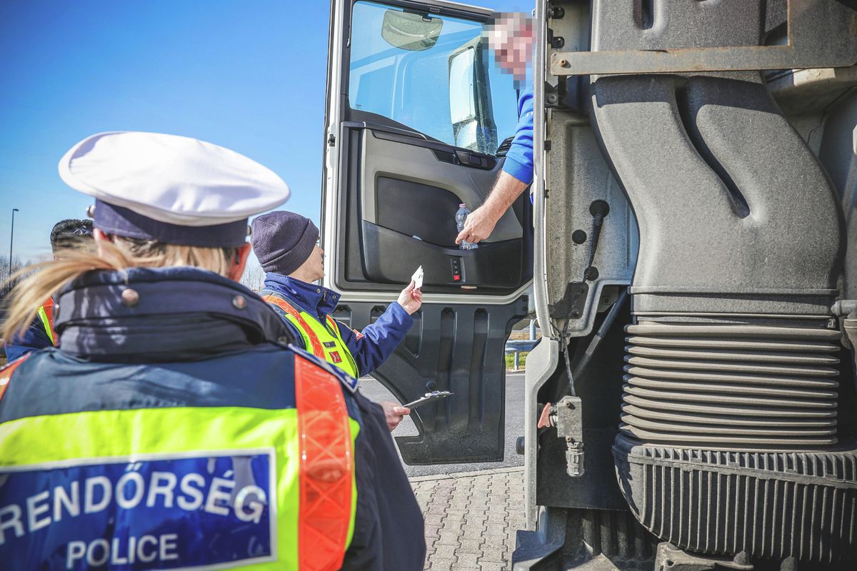 LED izzó: Büntetés jár, ha ez a papír nincs meg