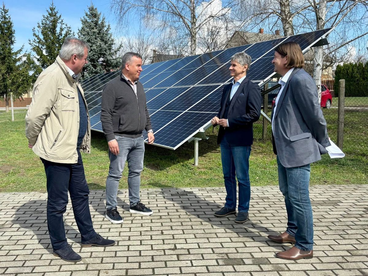 Az új napelemrendszer már termeli az elektromos áramot