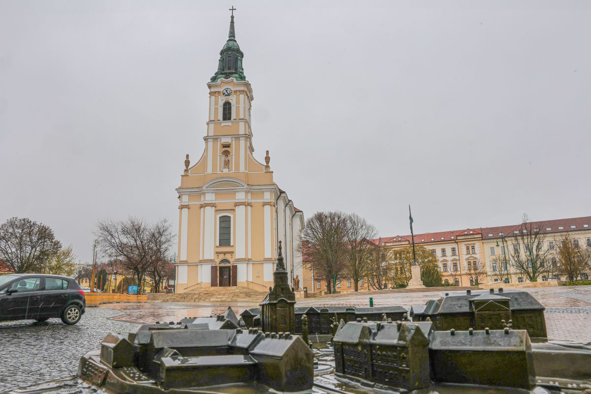 Szekszárd Béla tér