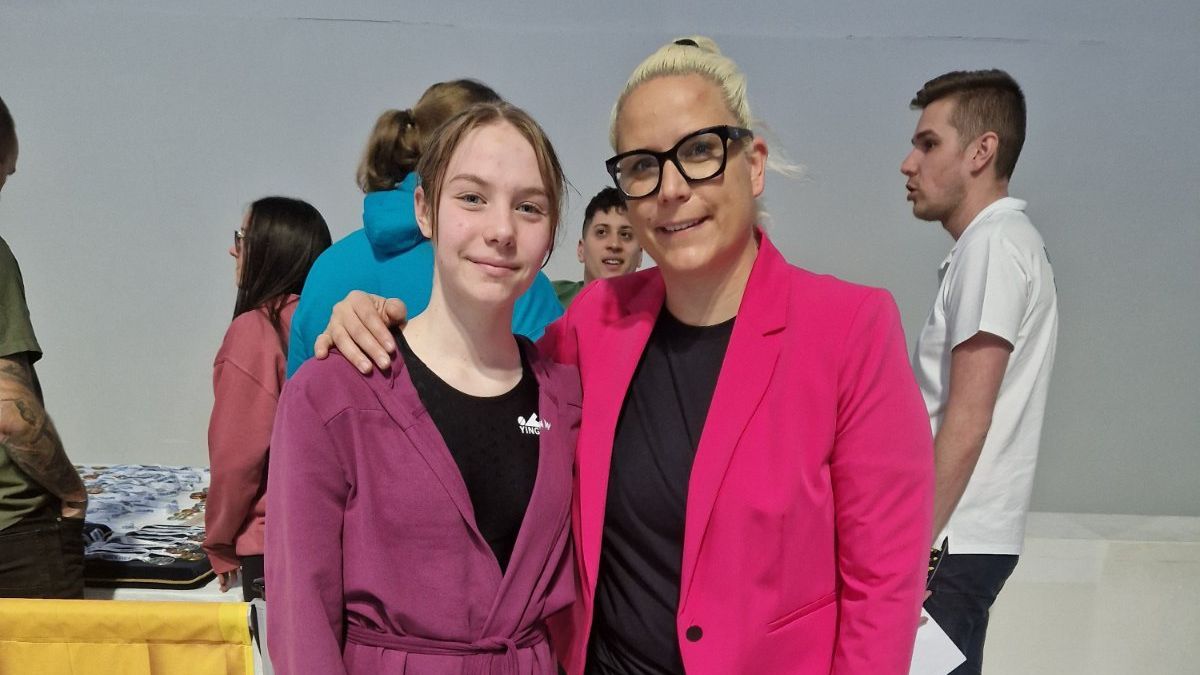 Báter Annának az olimpiai bajnok Risztov Éva is gratulált