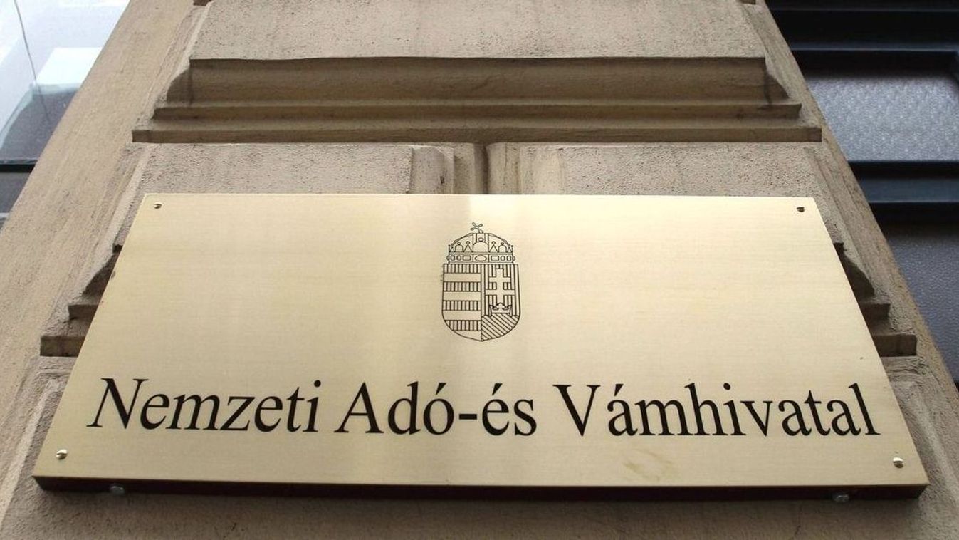 A NAV segít: értesíti az érintett vállalkozásokat az élelmiszerlánc-felügyeleti díj bevallásról