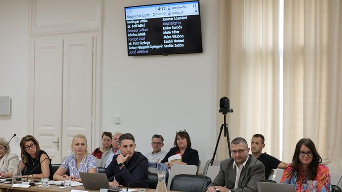 Rendkívüli ülést hívott össze a szekszárdi önkormányzat