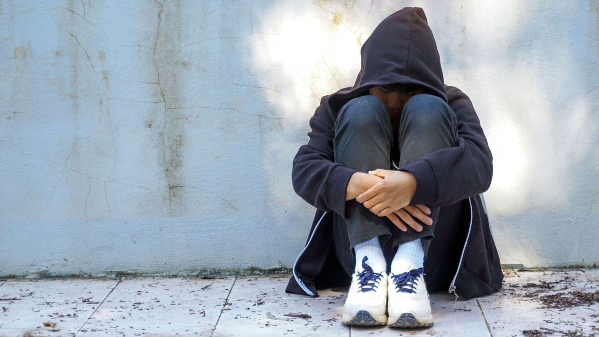 Eltűnt egy 16 éves fiú, a dombóvári rendőrök keresik