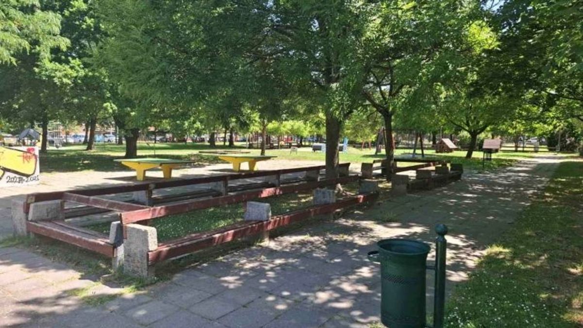 Nehéz idők várnak a 6 éves unokájukat a szekszárdi játszótéren hagyó nagyszülőkre