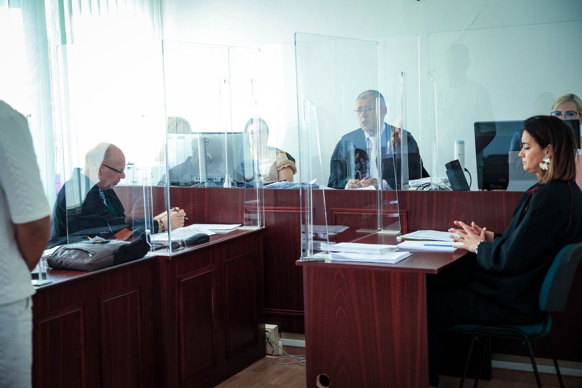 Beismerő vallomást tett a fiatalkorú vádlott