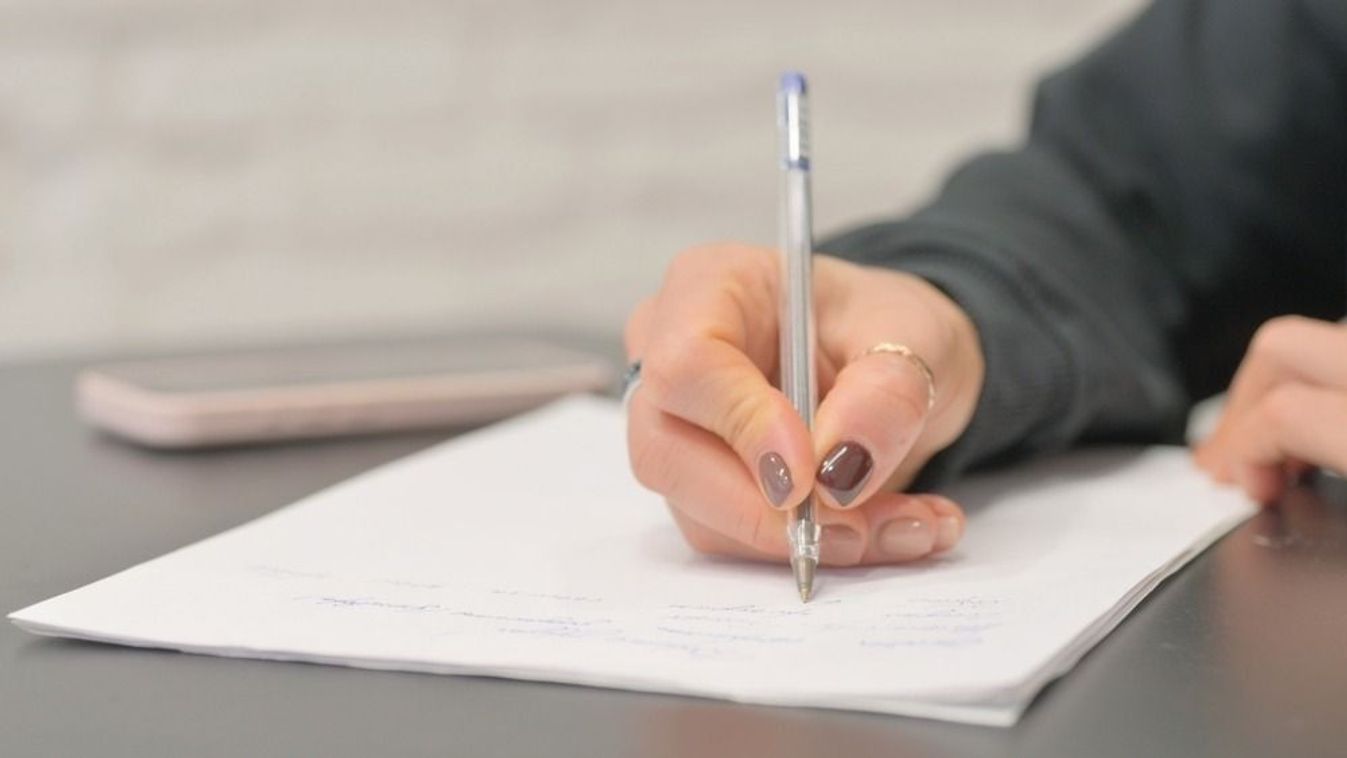 Ők az eltitkolt családod?