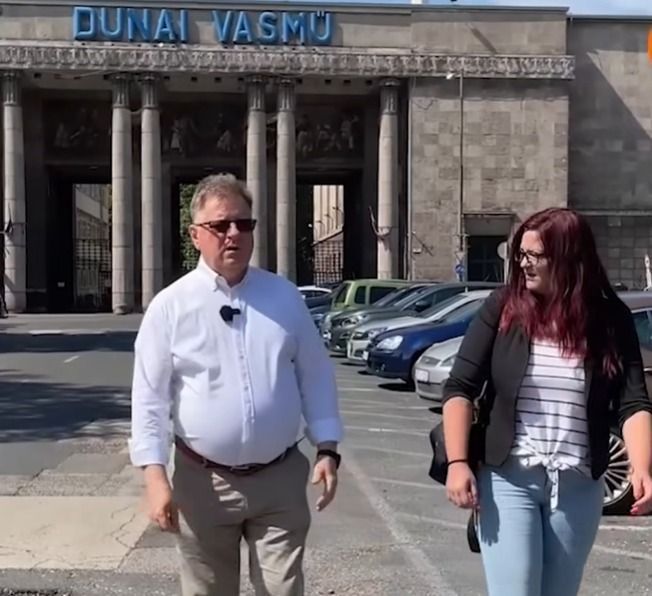 Dr. Mészáros Lajos a közösségi oldalára feltöltött videóban beszél a gyár sorsáról