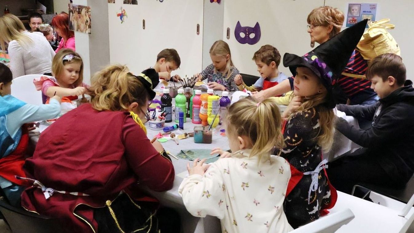 Fánkok nyomába eredtek, és az állatoknál találták meg (galéria)